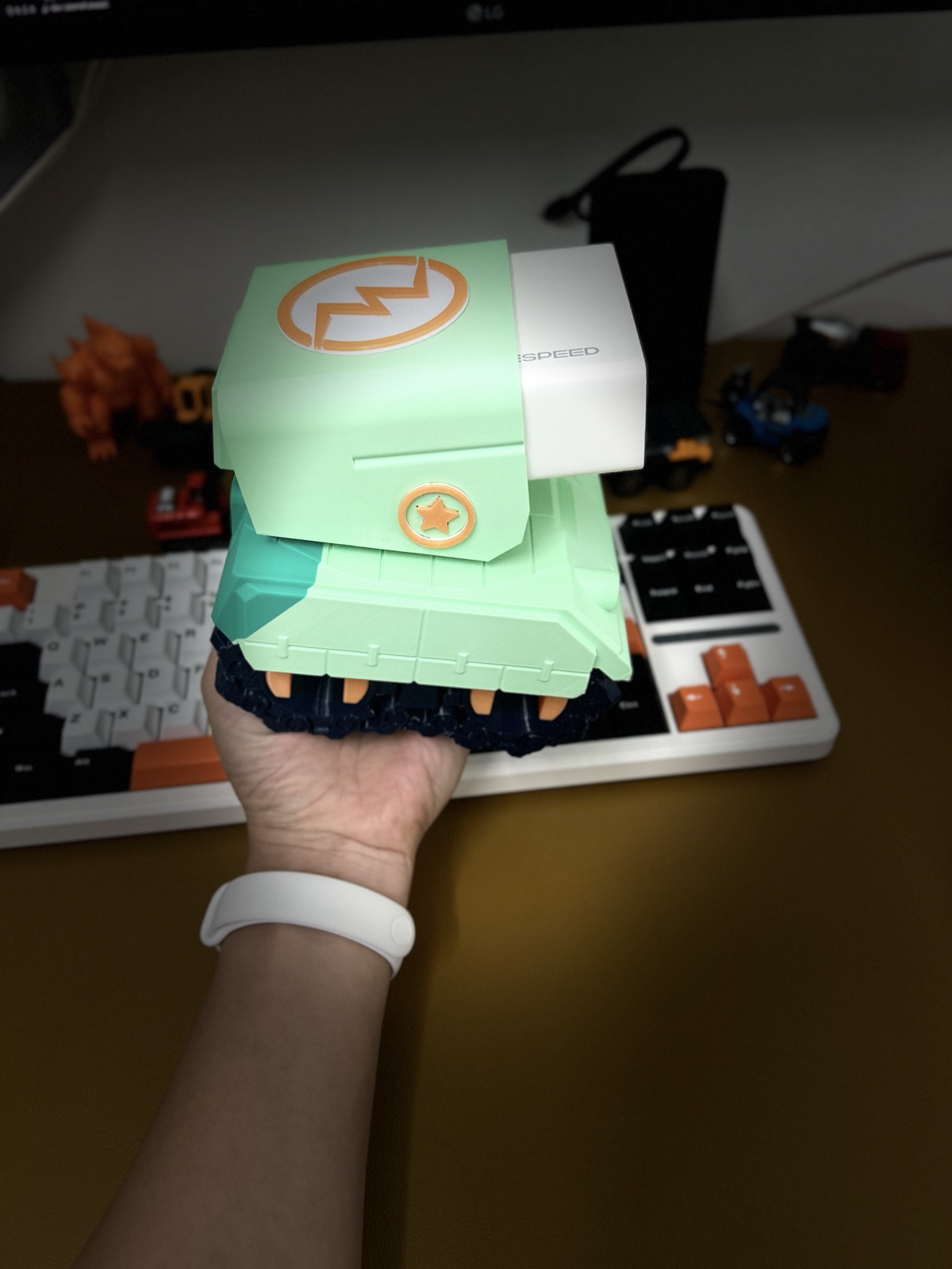 Side view of the finished dock with the MoveSpeed logo badge